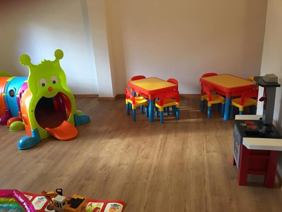齐玛托沙酒店 圣洛伦索巴纳尔 外观 照片